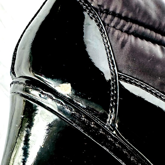 Fioni black thermal faux patent leather pointed toe wedge ankle booties size 9.5 - Picture 8 of 9